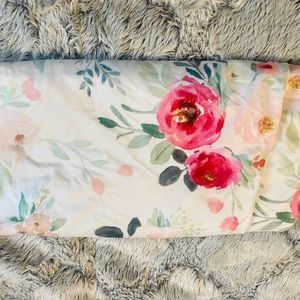 Breastfeeding and car seat cover